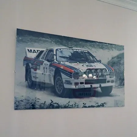 Lägenhet Petrolhead